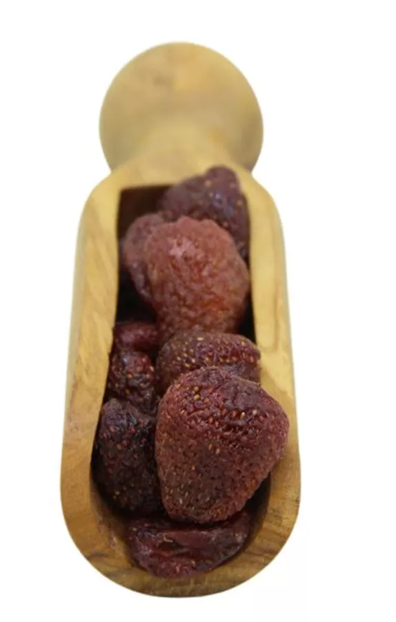 תות שדה ממותק ברכז תפוחים  100 גרם Dried  Strawberry Sweetened with apple juice