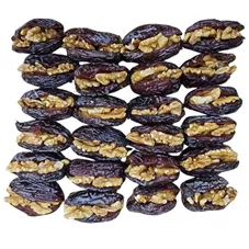 תמר עם אגוז מלך כליל הטבע